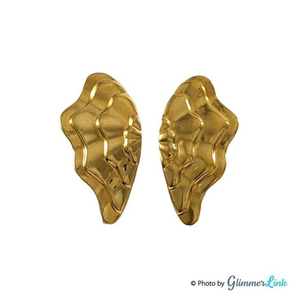 VTG 80s Avon Enchanted Wings Butterfly Fairy Wings Gold Tone Pierced Earrings - Picture 1 of 5